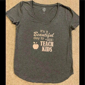 Teacher graphic Tshirt, S. O. Size large. Gray with rose gold print